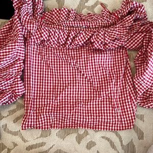 Petersyn - Size L red gingham top